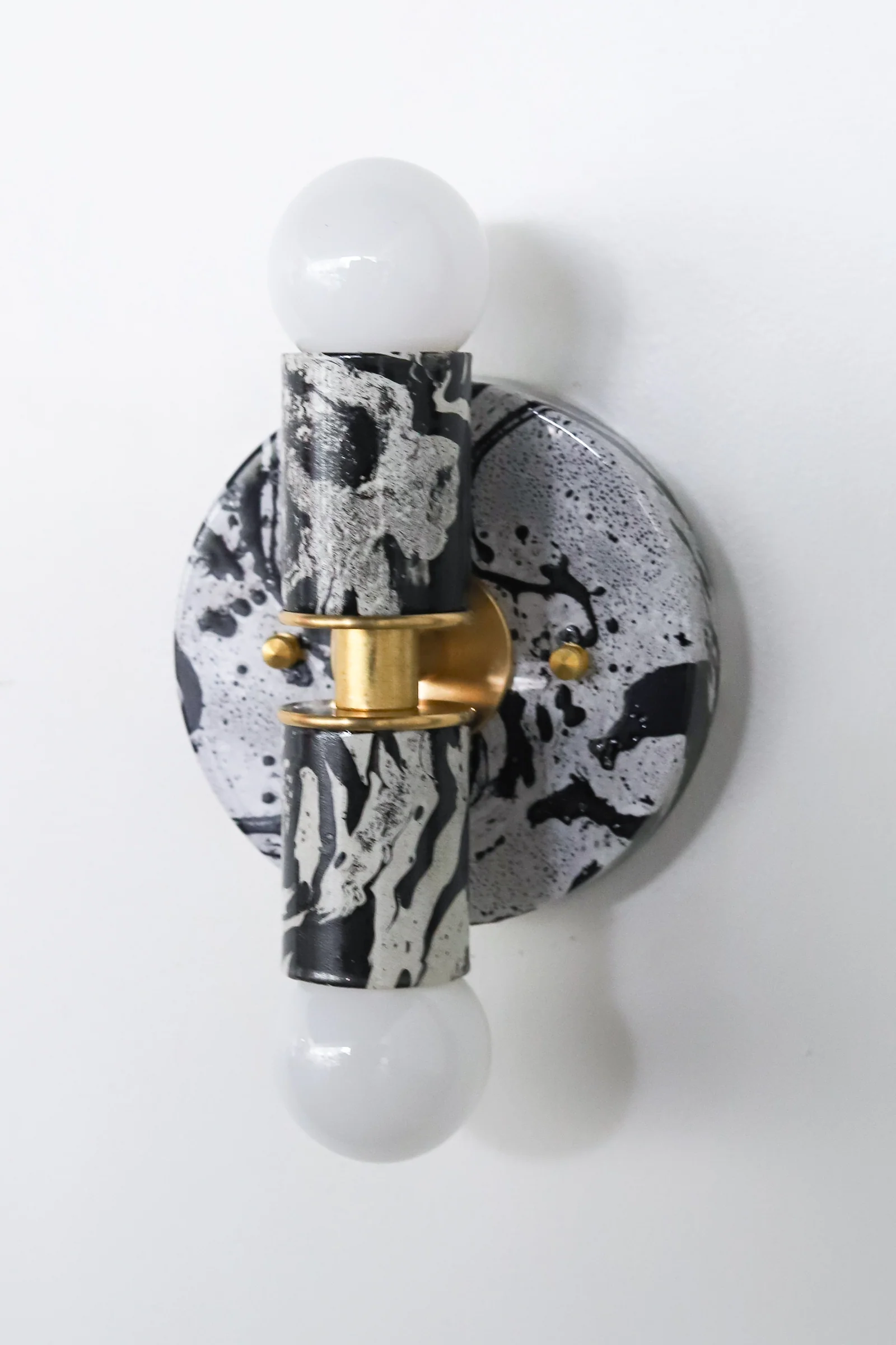 Black & White Marbled Small Thalia Sconce - Image 24