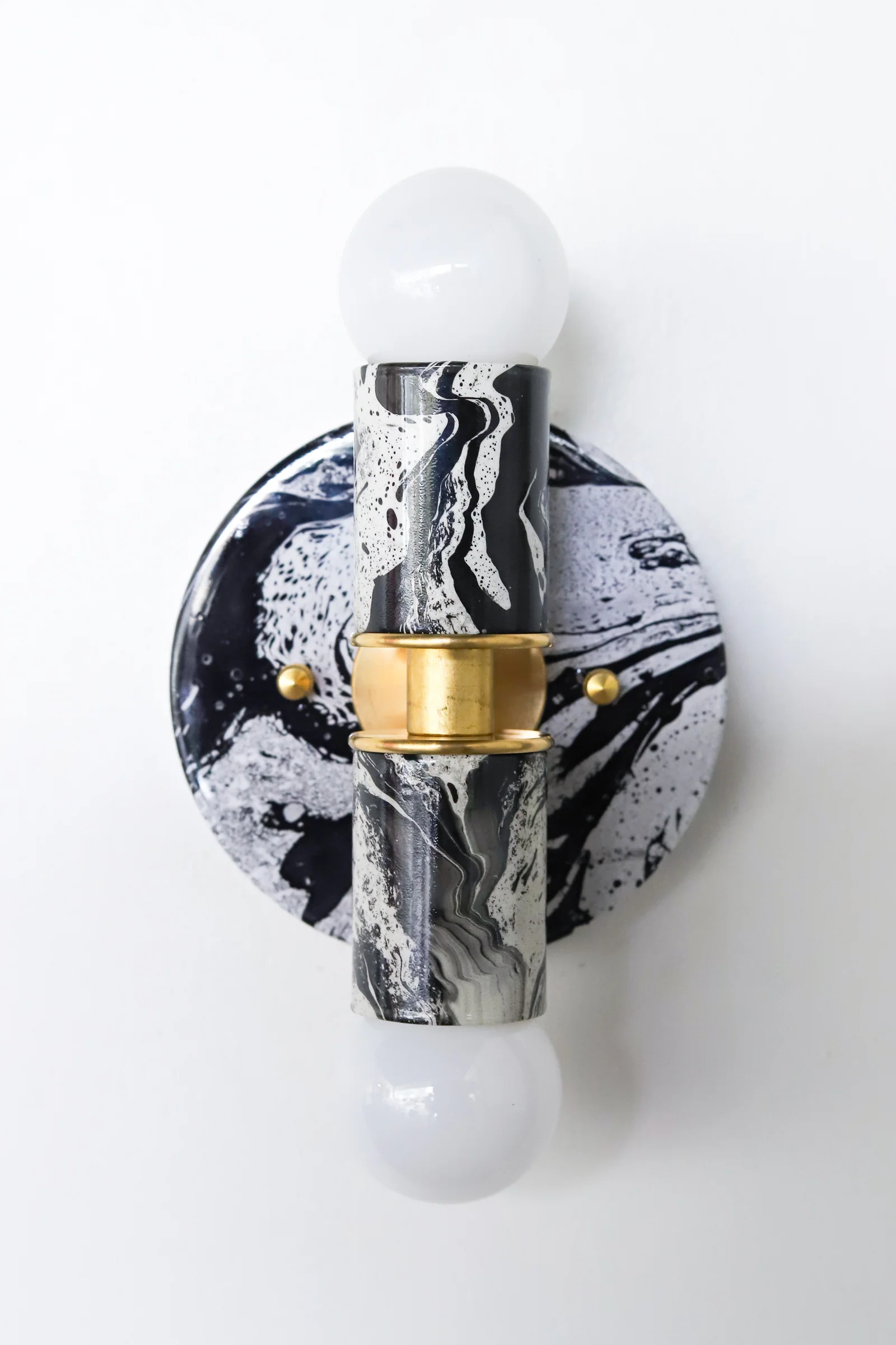 Black & White Marbled Small Thalia Sconce - Image 5