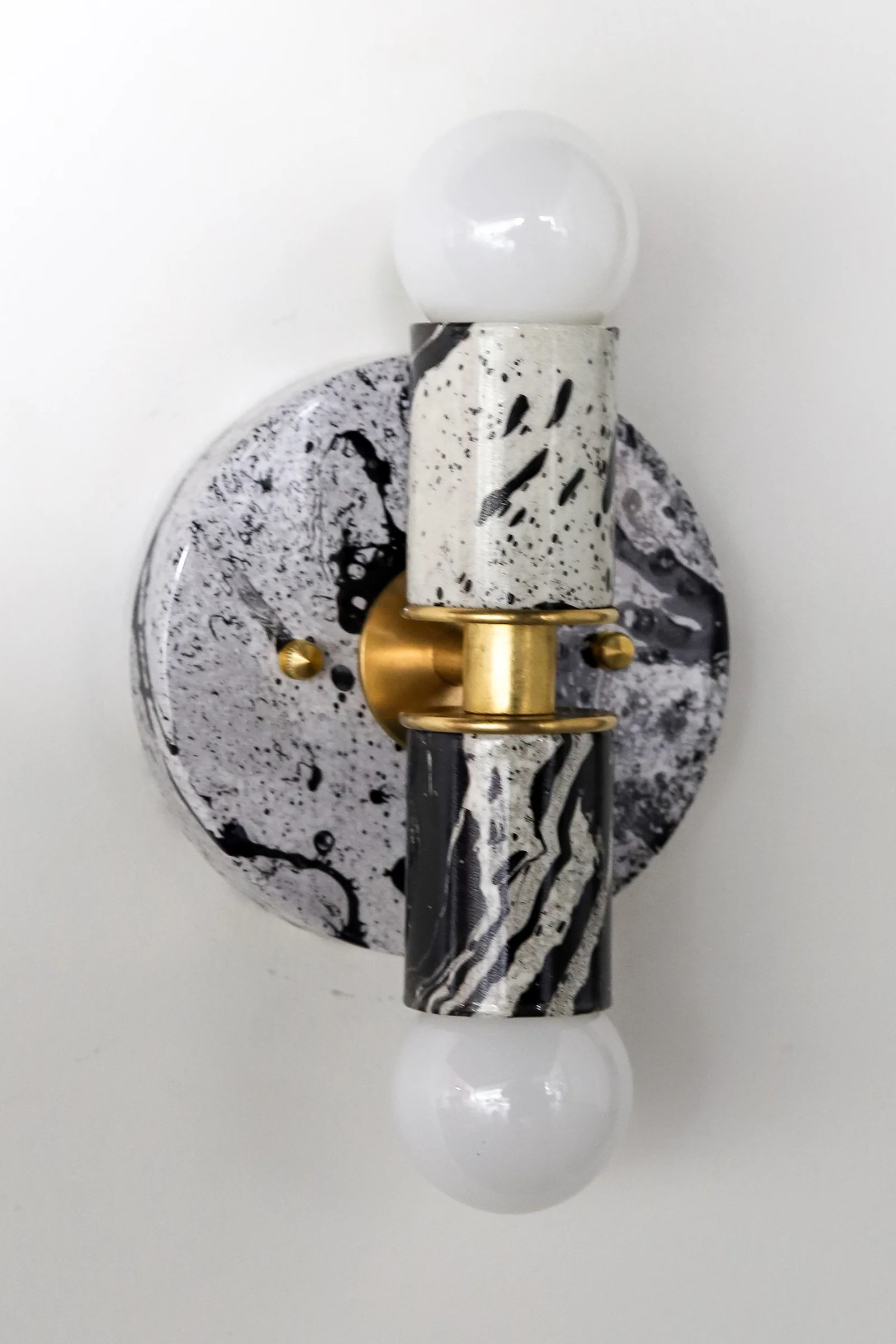Black & White Marbled Small Thalia Sconce - Image 9