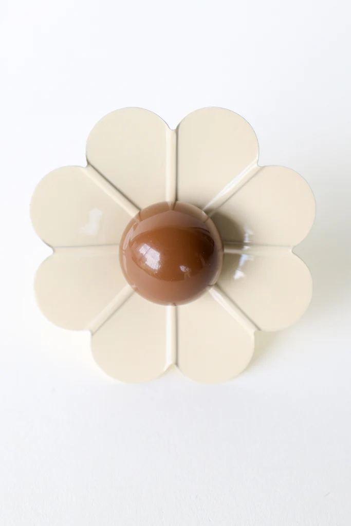 Daisy Drawer Pull with a Ball - Image 100