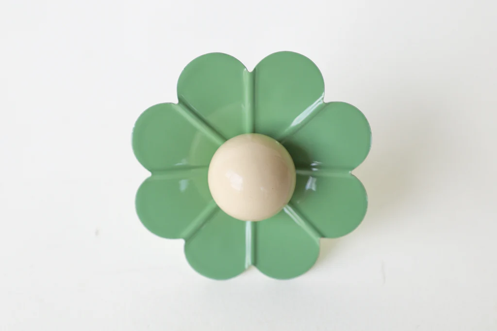 Daisy Drawer Pull with a Ball - Image 107