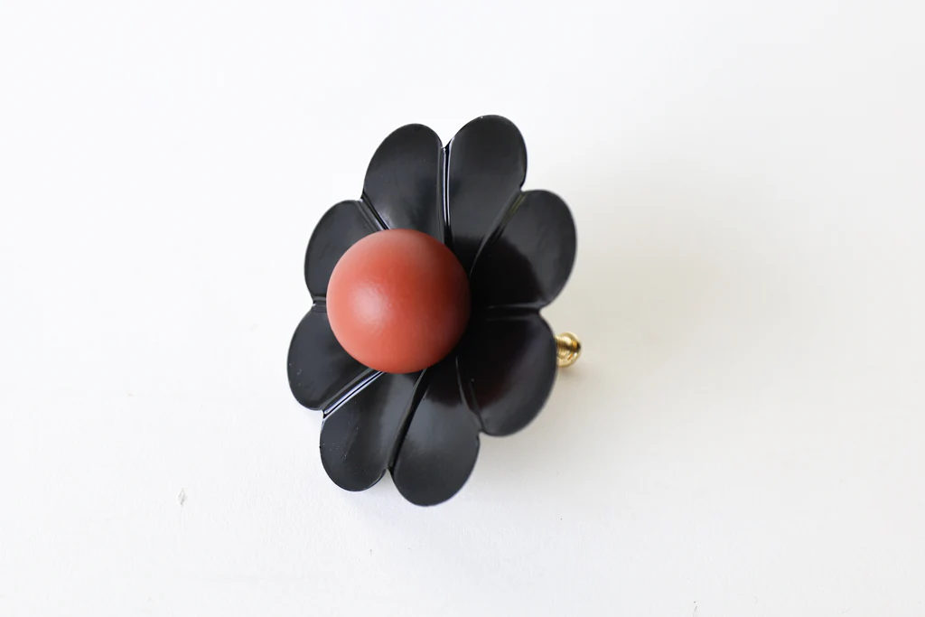 Daisy Drawer Pull with a Ball - Image 116