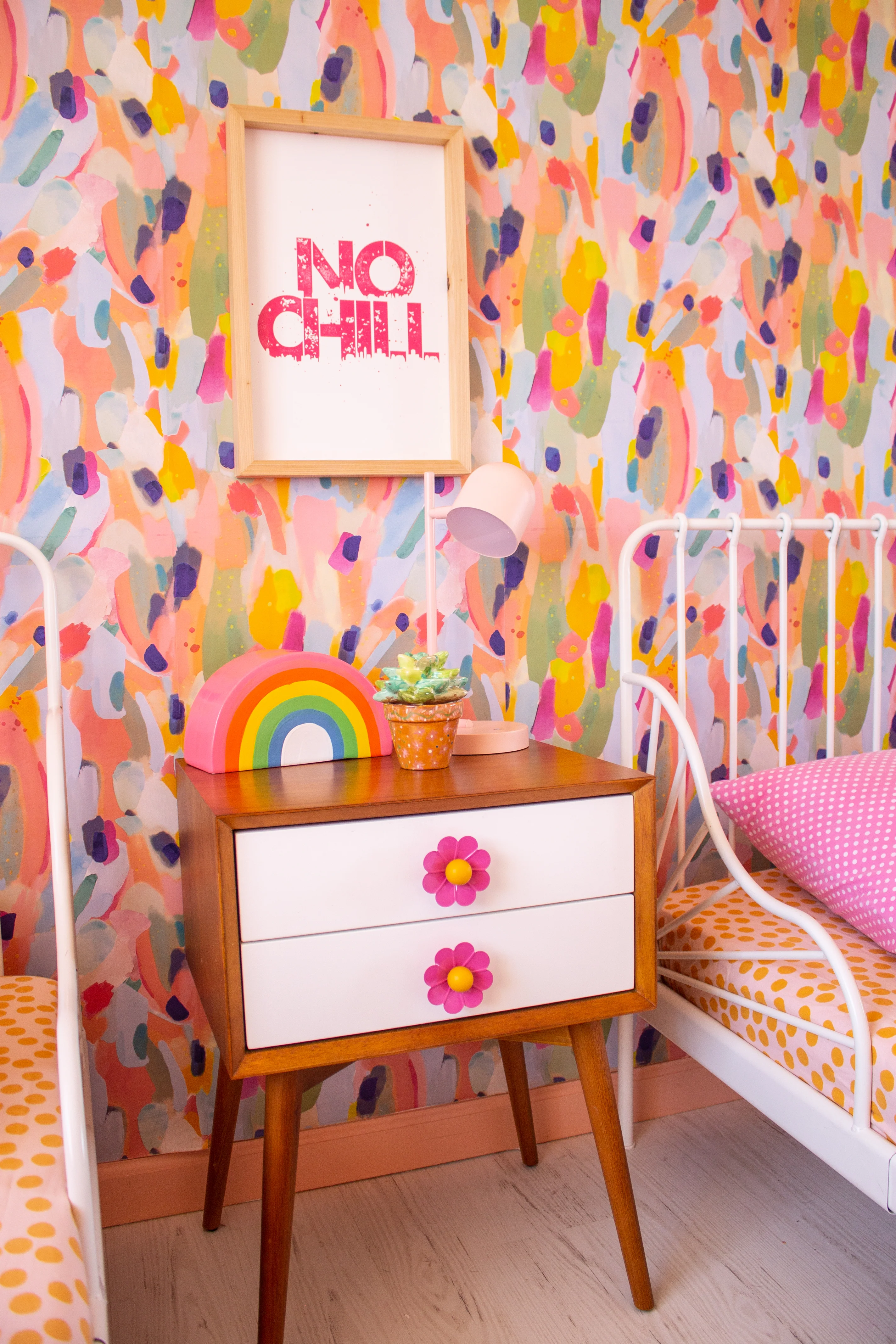 Daisy Drawer Pull with a Ball - Image 4