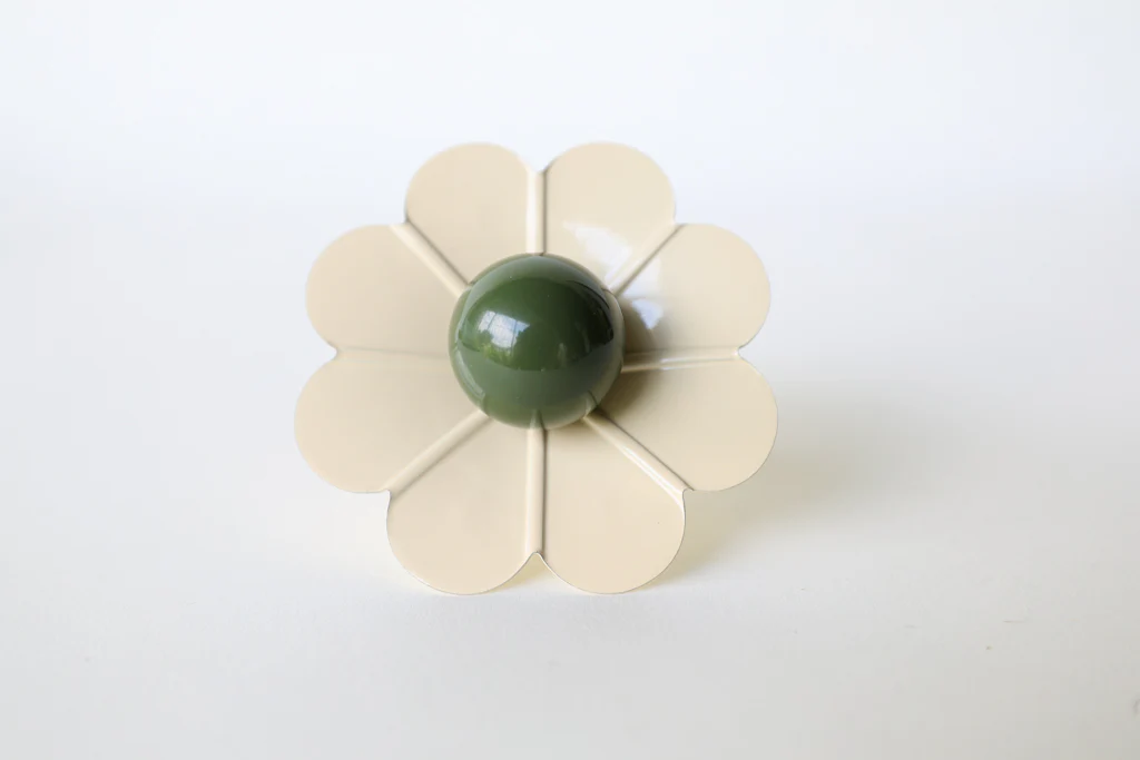 Daisy Drawer Pull with a Ball - Image 94