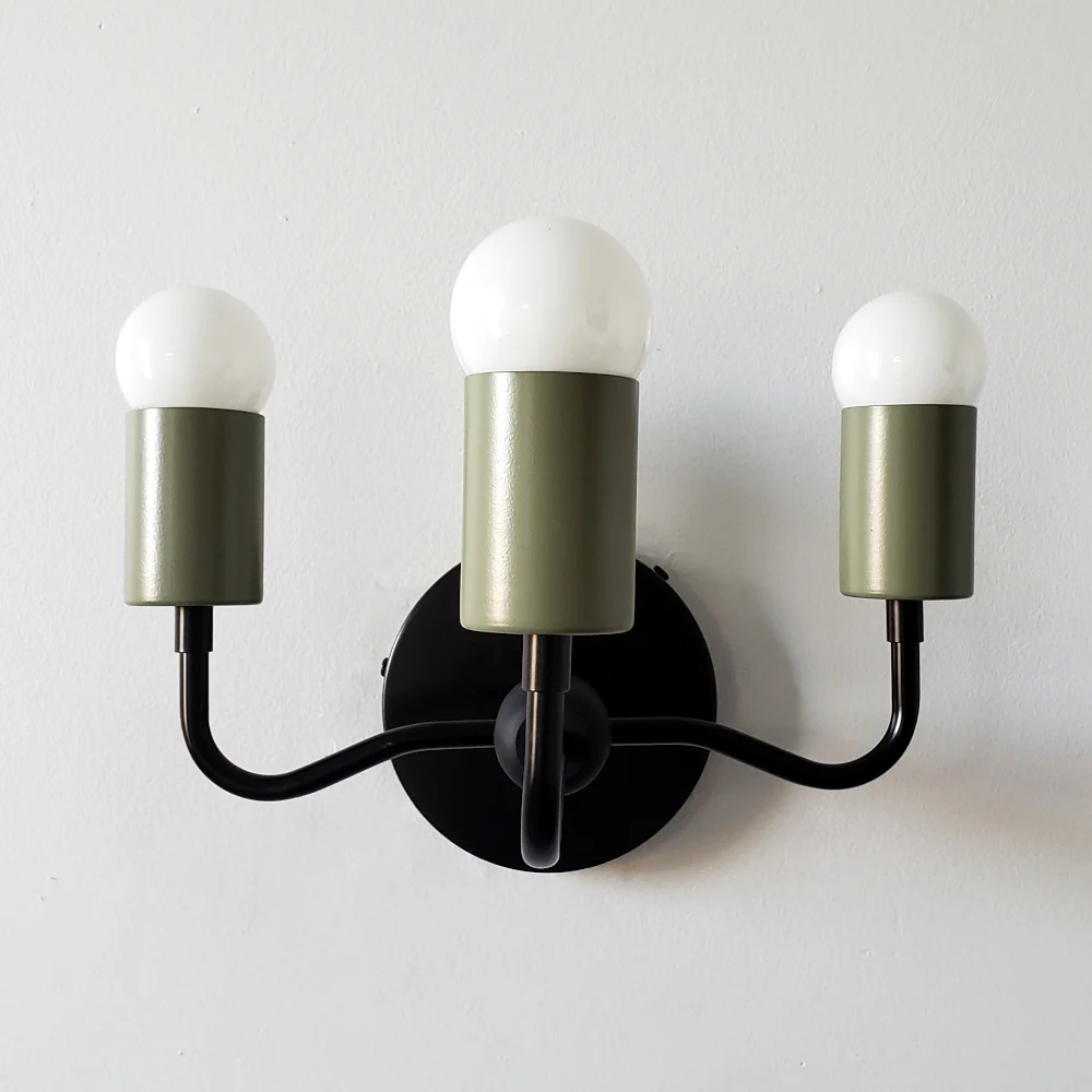 Julia Sconce - Image 13
