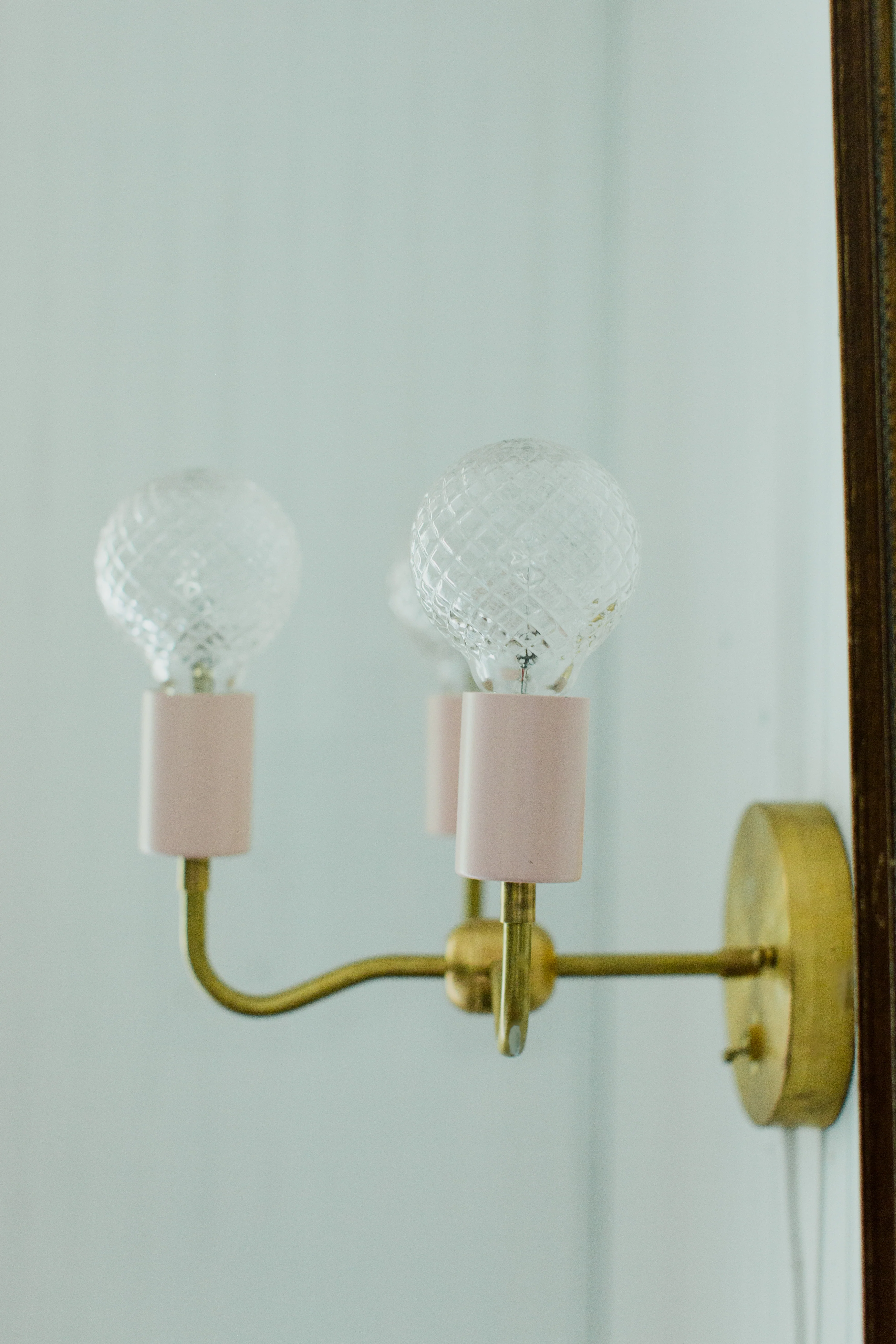 Julia Sconce - Image 21