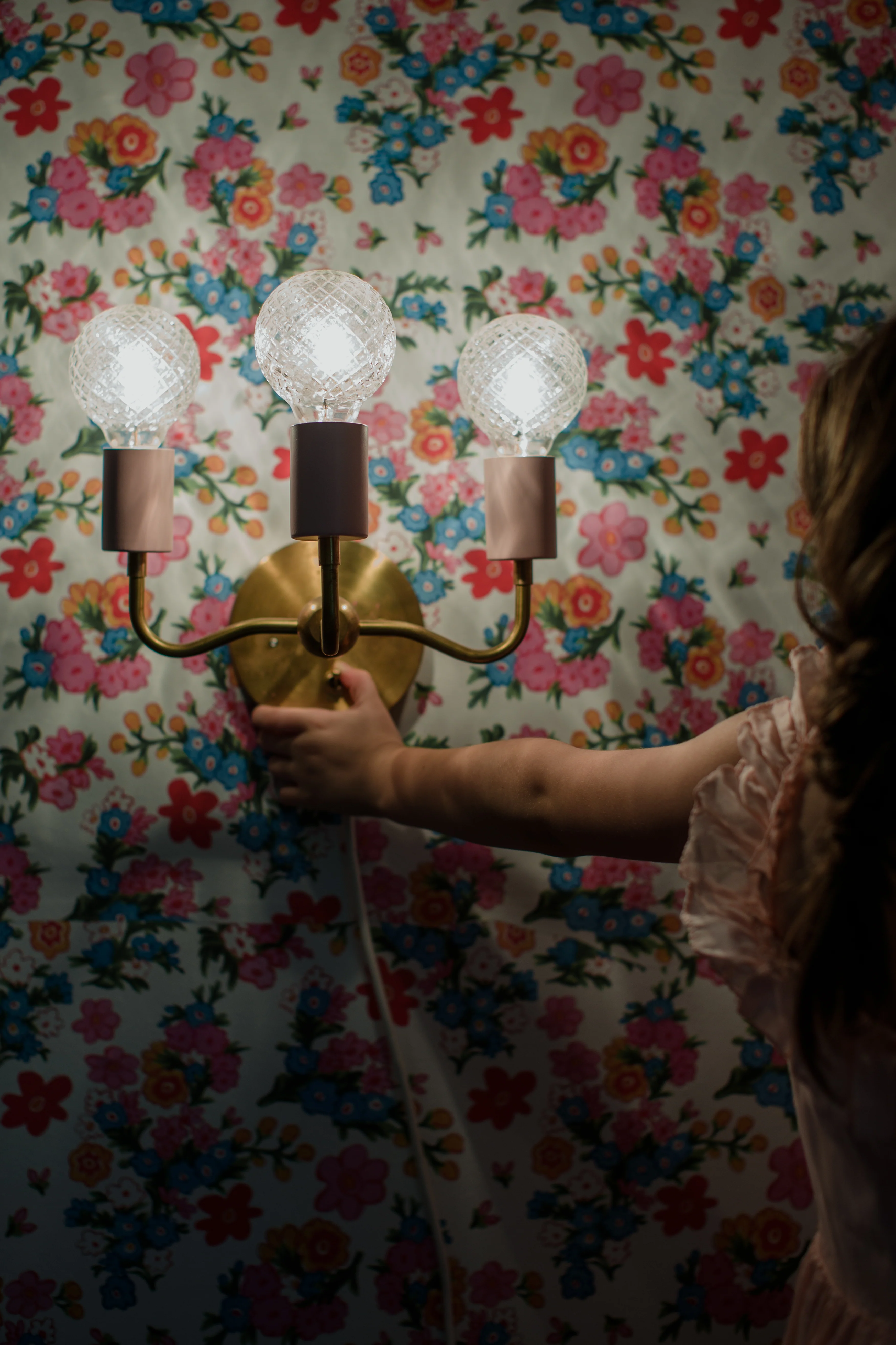 Julia Sconce - Image 3