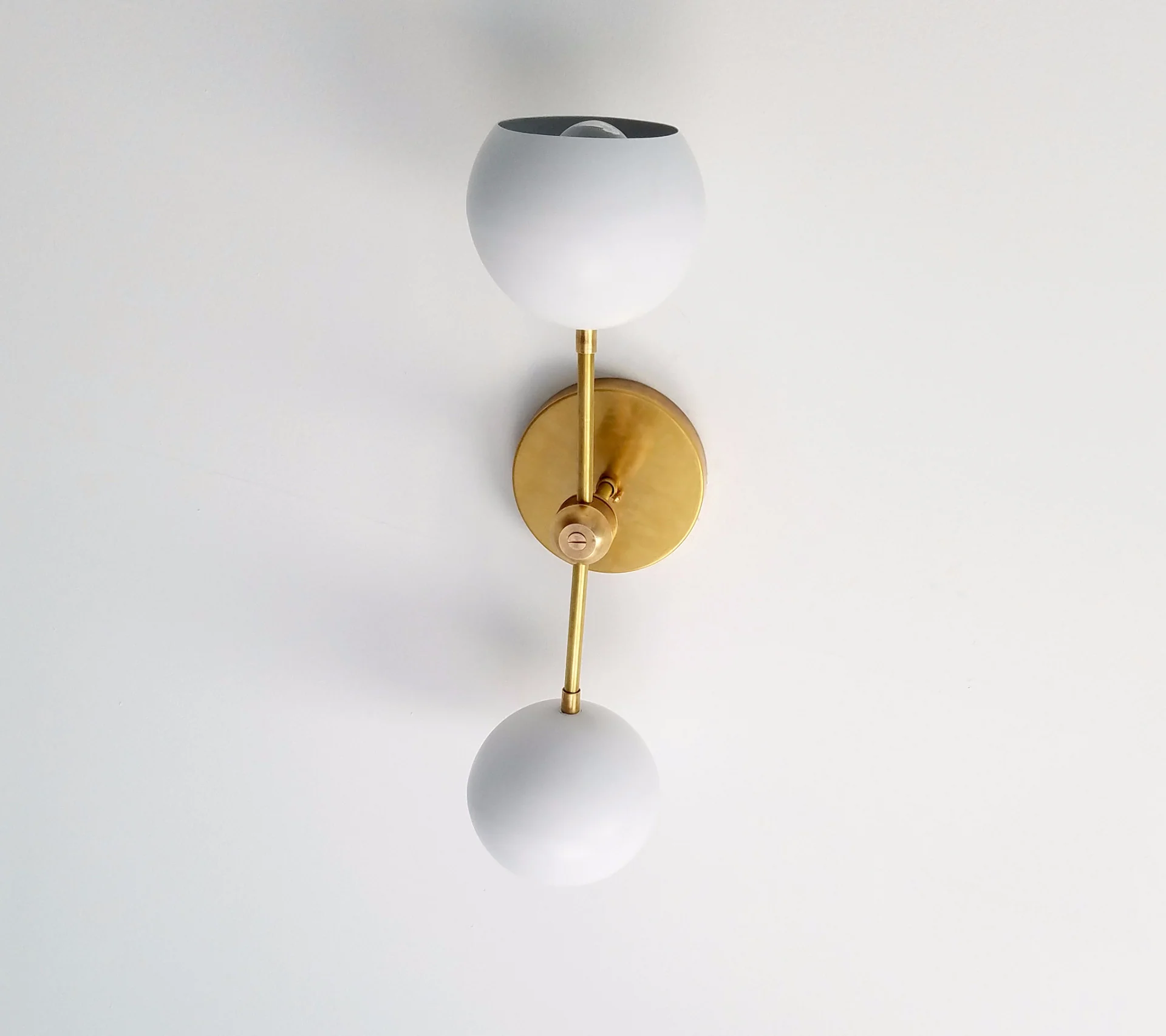 Linear Loa Sconce - Image 15