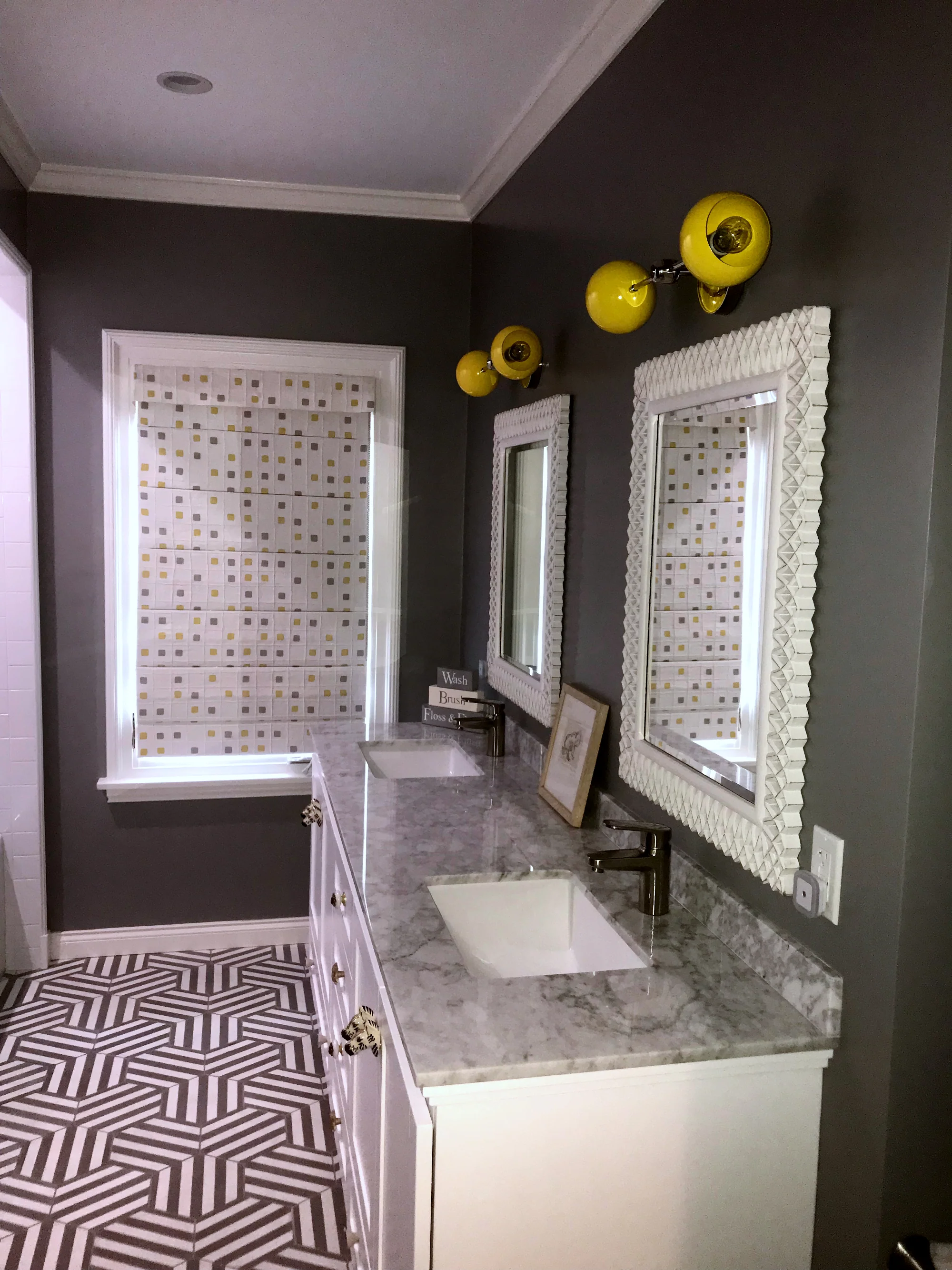 Linear Loa Sconce - Image 21