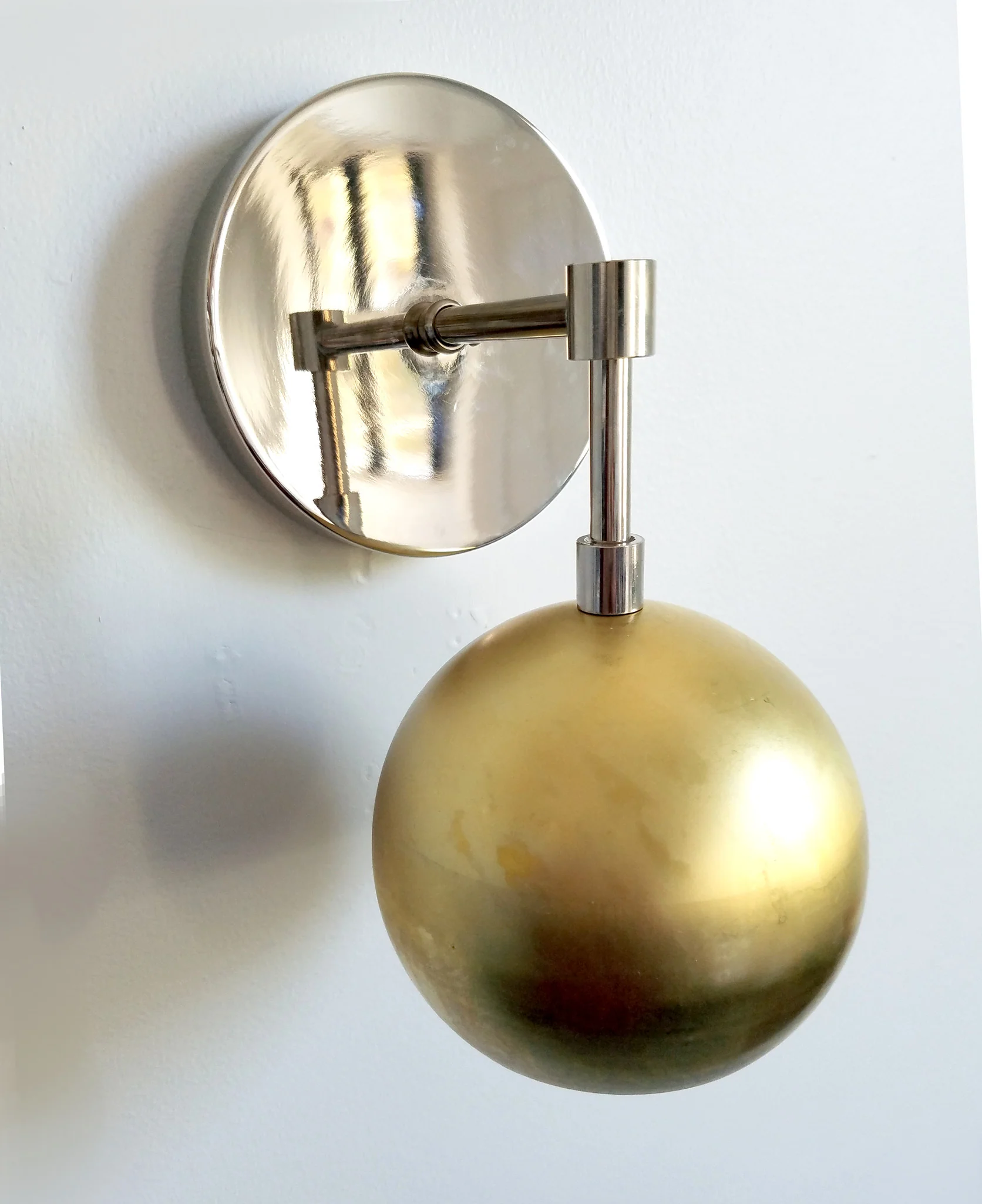 Loa Sconce in Brass and Chrome - Image 3