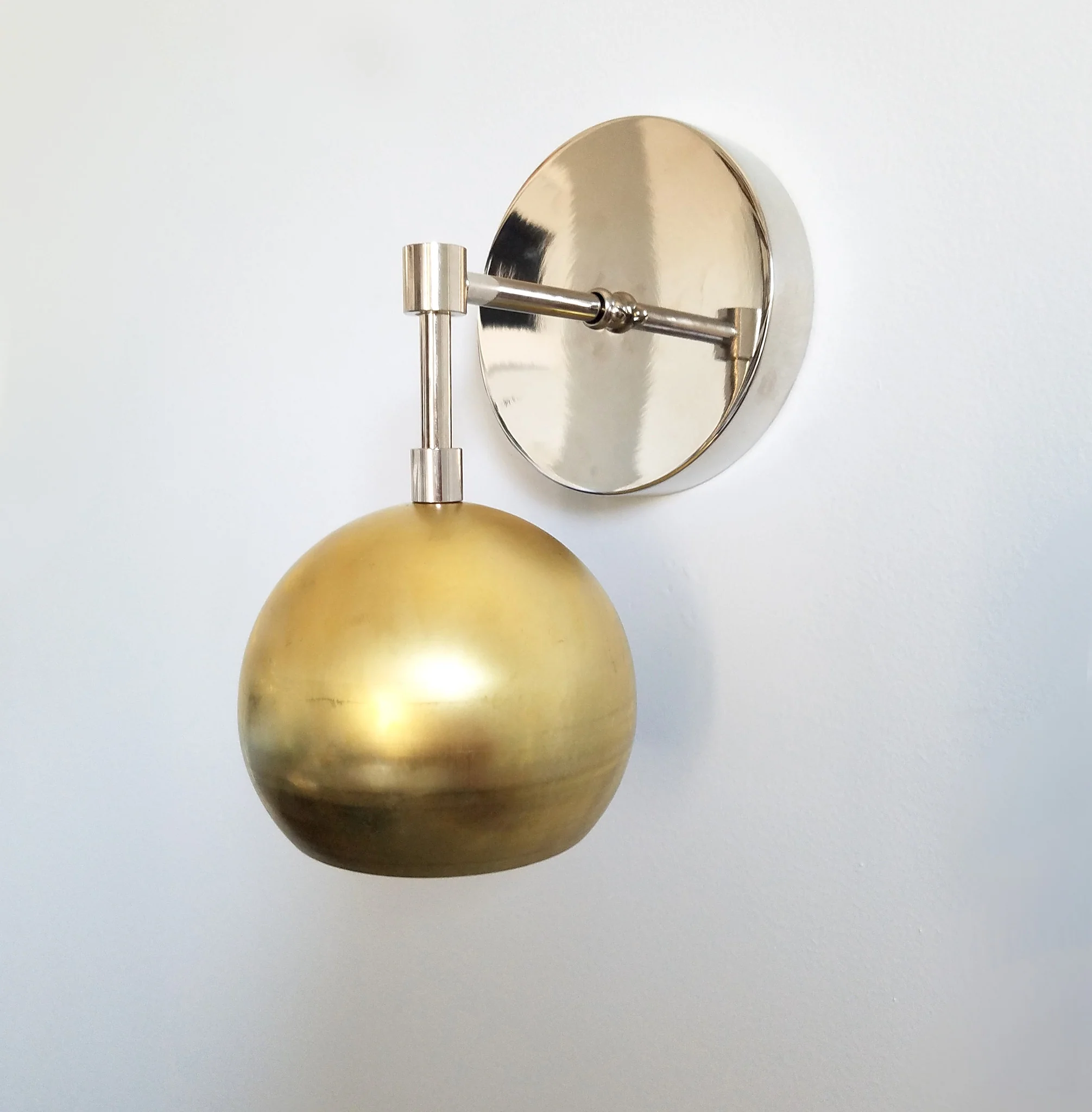 Loa Sconce in Brass and Chrome - Image 4