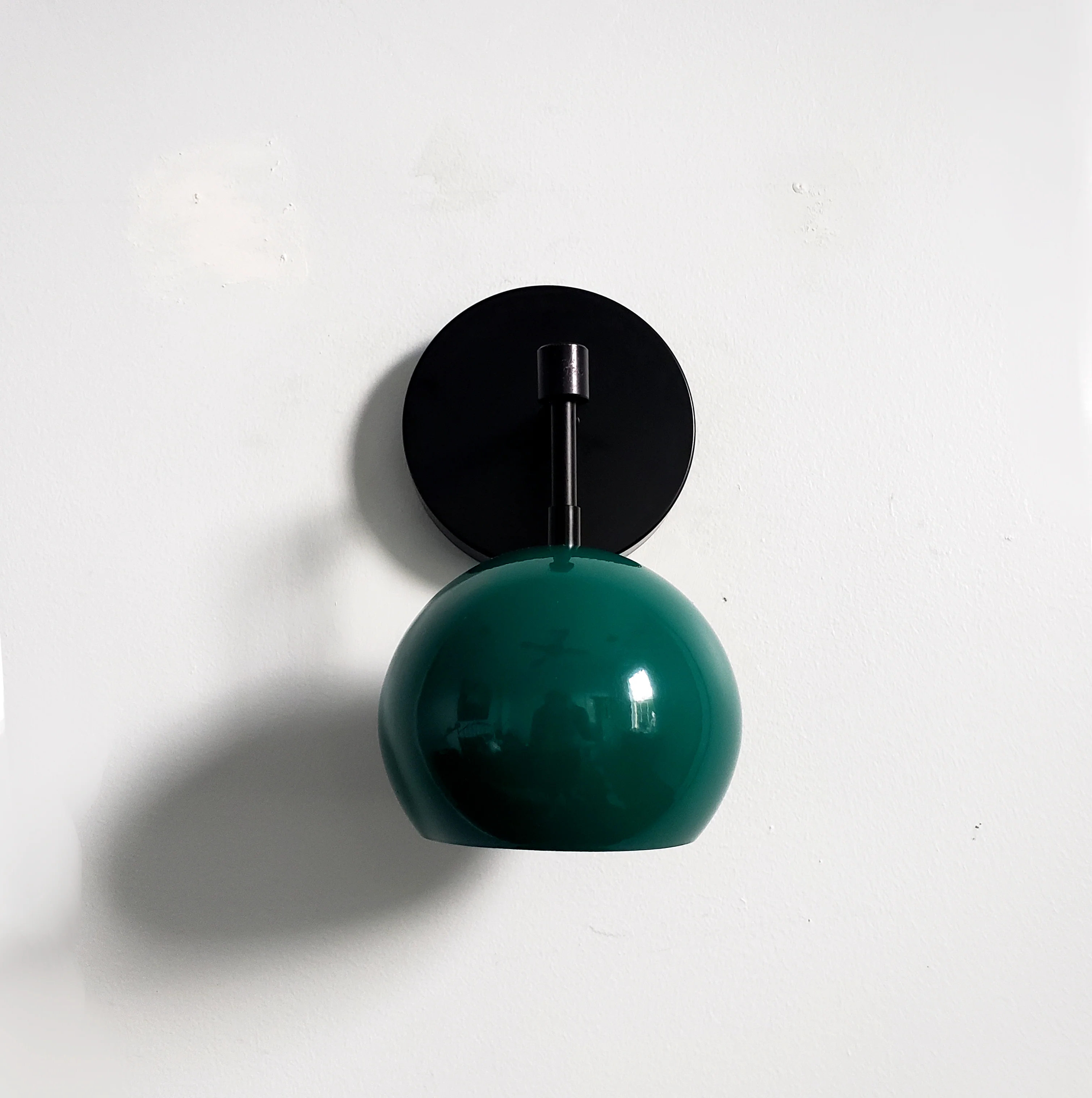 Loa Sconce with Mermaid Green Shade - Image 3