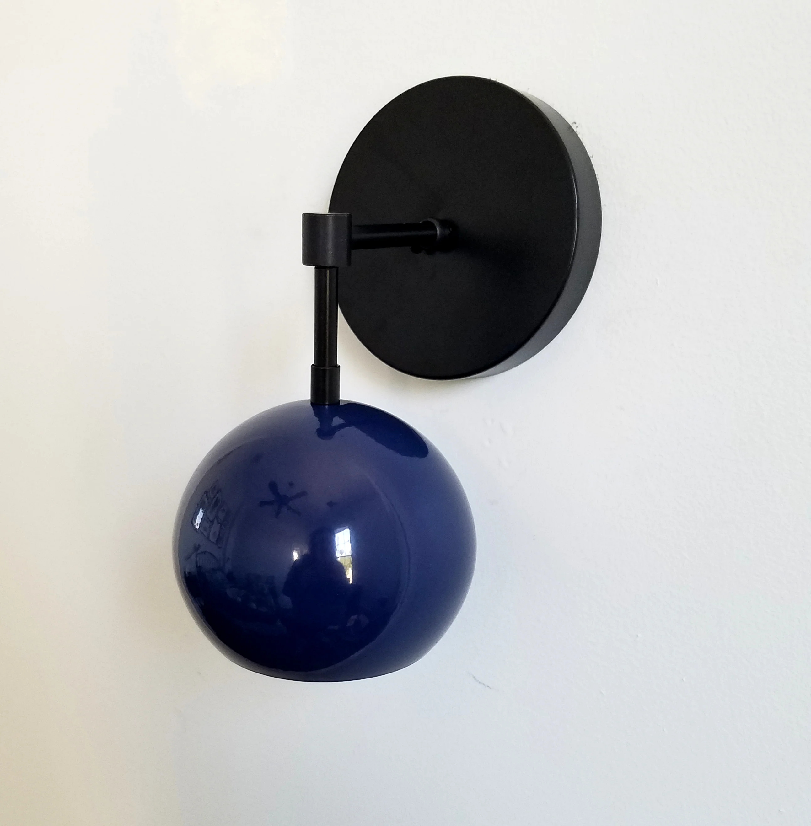 Loa Sconce with Navy Shade - Image 8