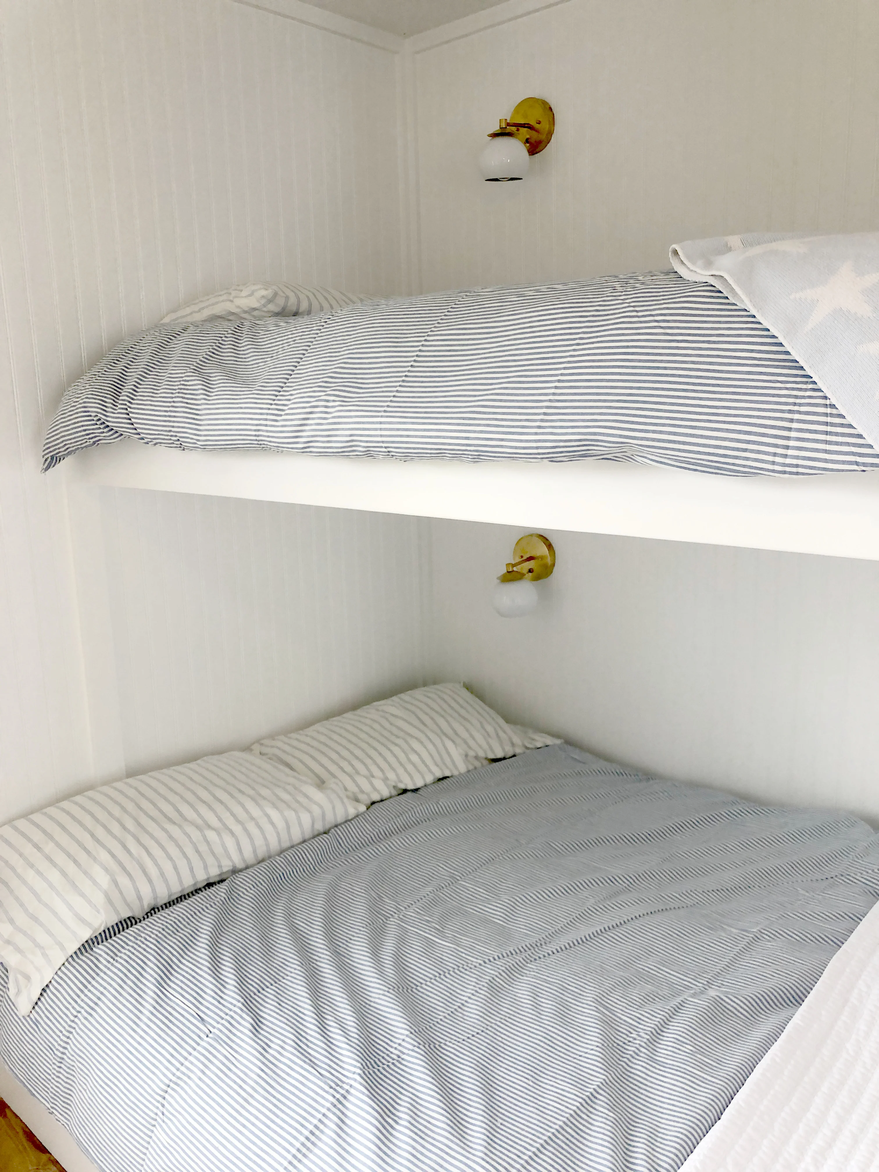 MCM Loa Sconce - Image 4