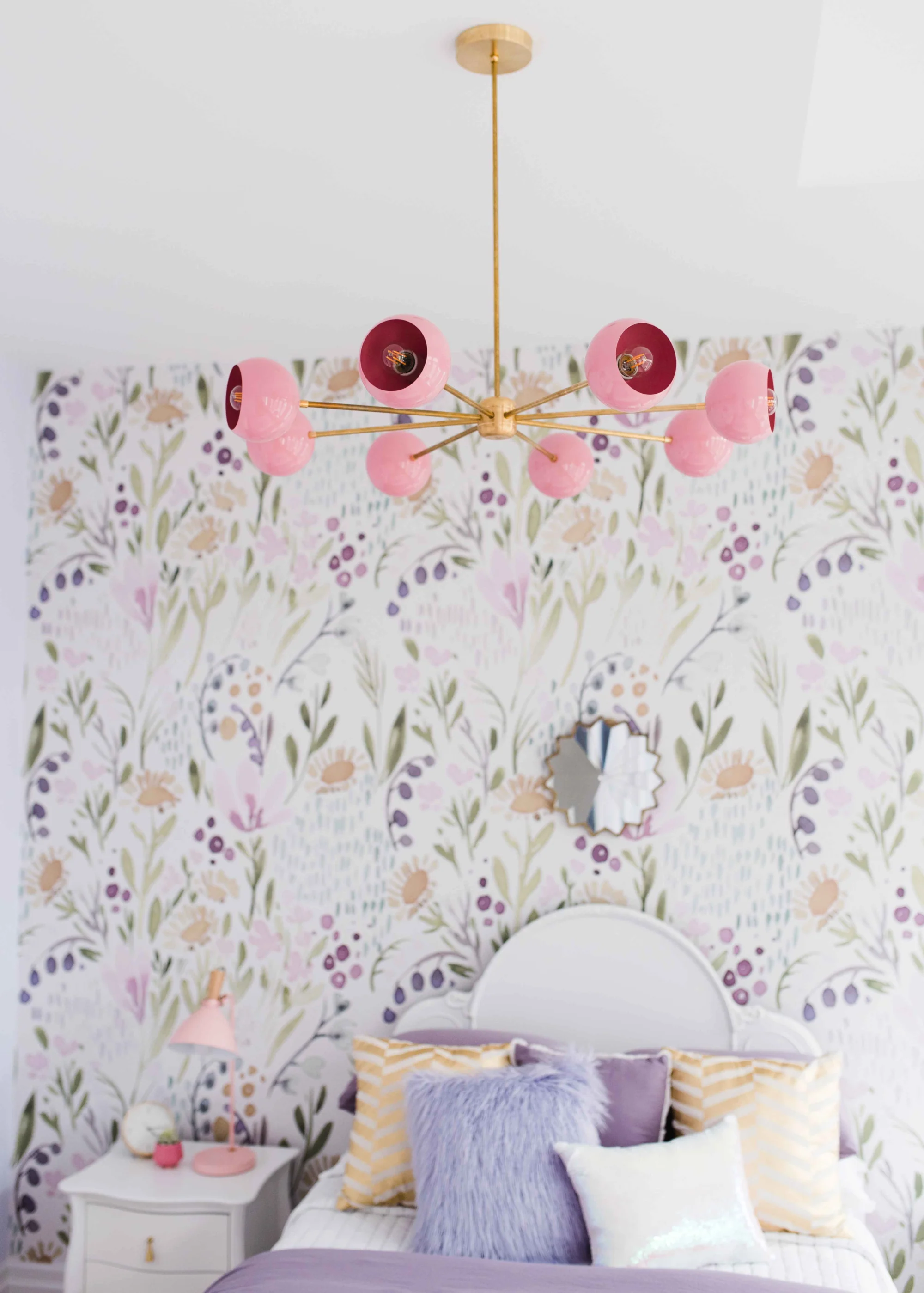 Monochromatic Arcenciel Chandelier - Image 4