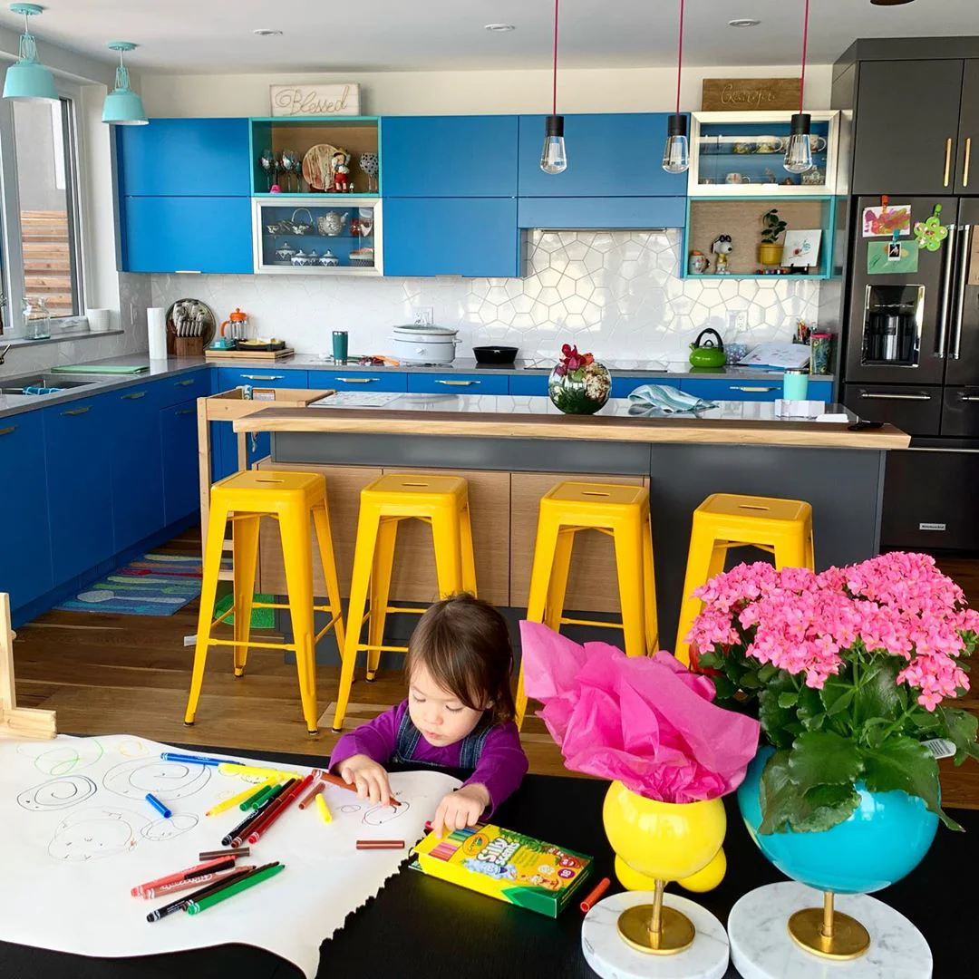 Raised Marble Loa Planter - Image 9