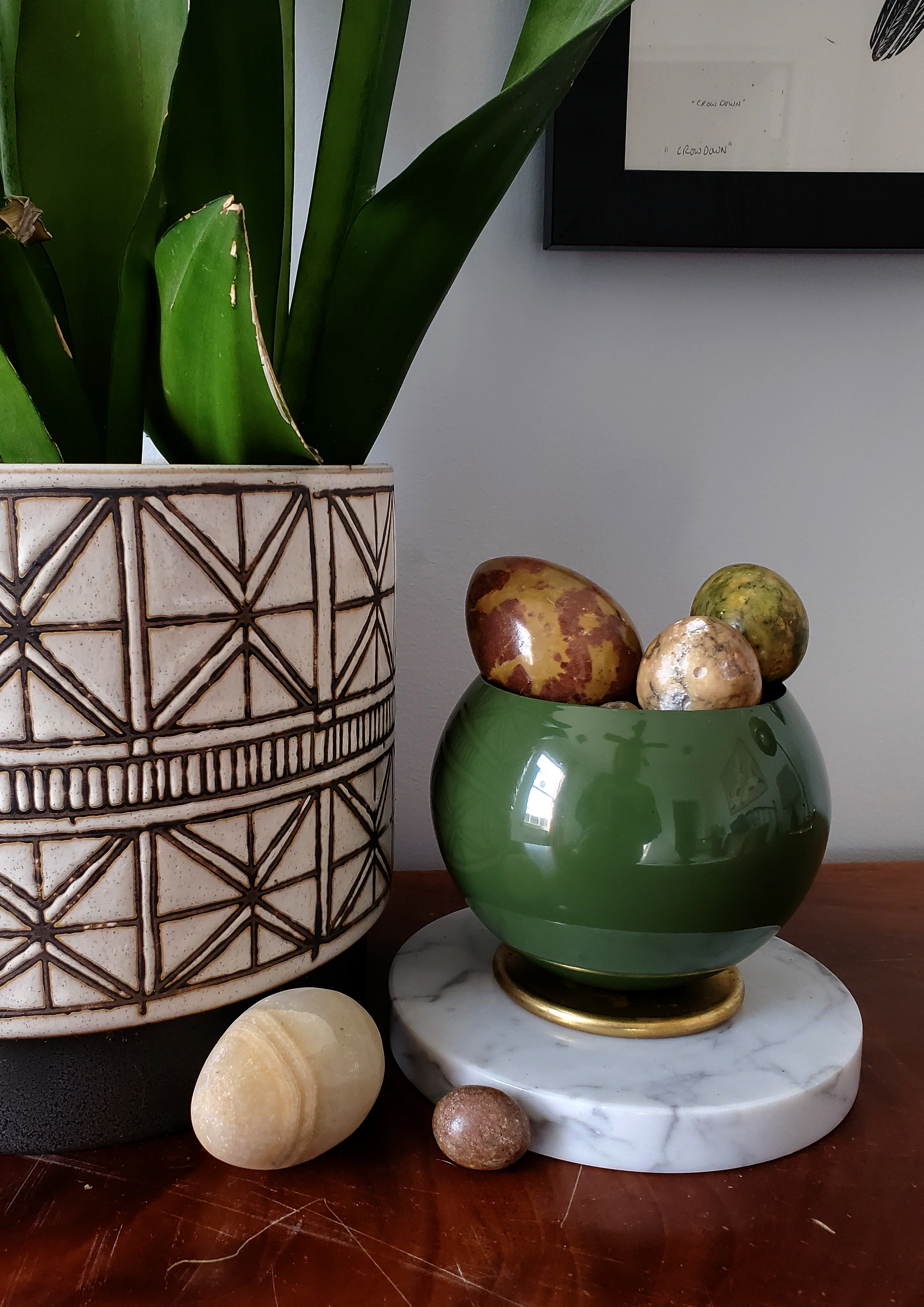 Short Marble Loa Planter - Image 3