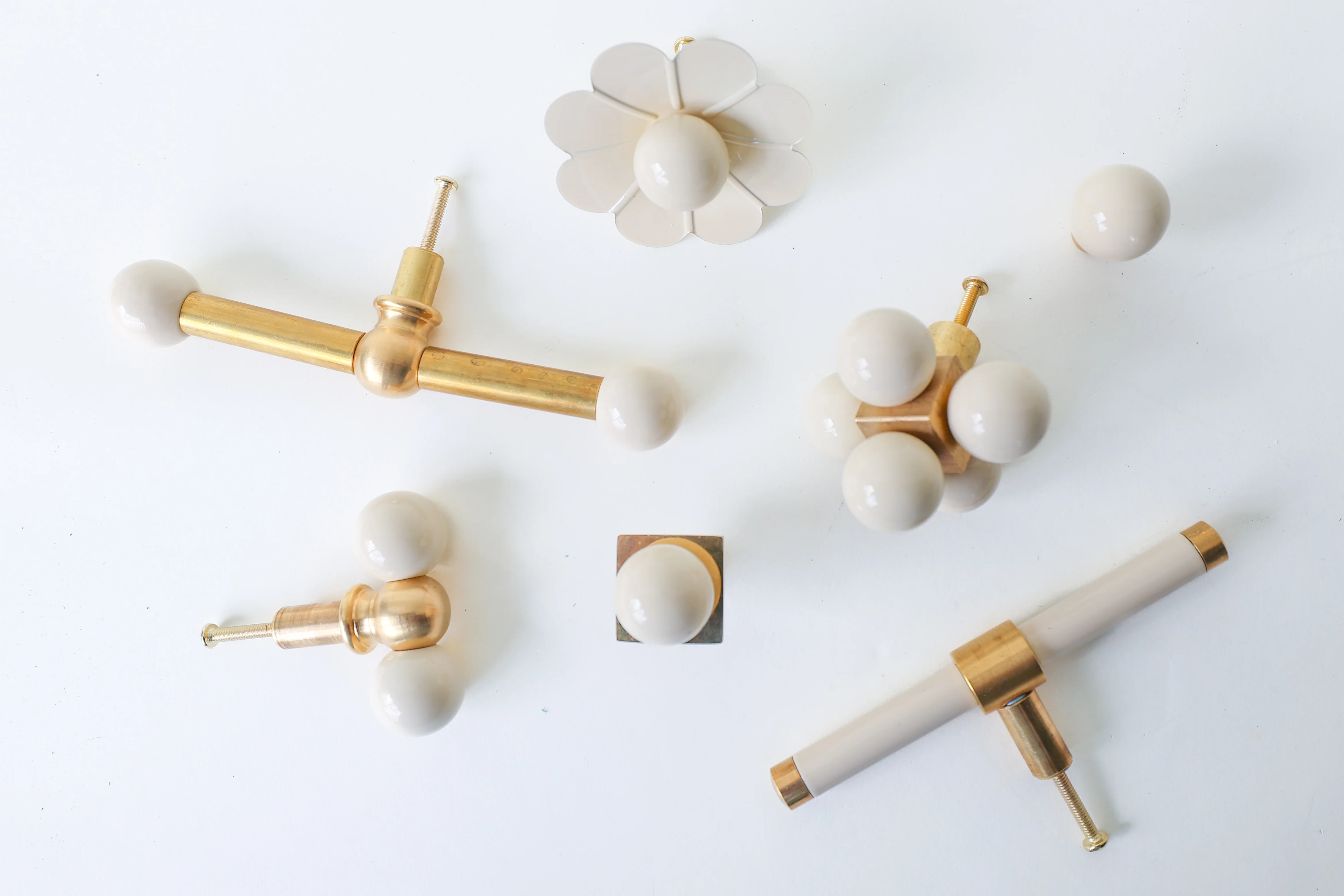 Solid Color Daisy Drawer Pull with a Ball - Image 9