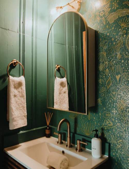 Terpsichore Sconce - Image 9